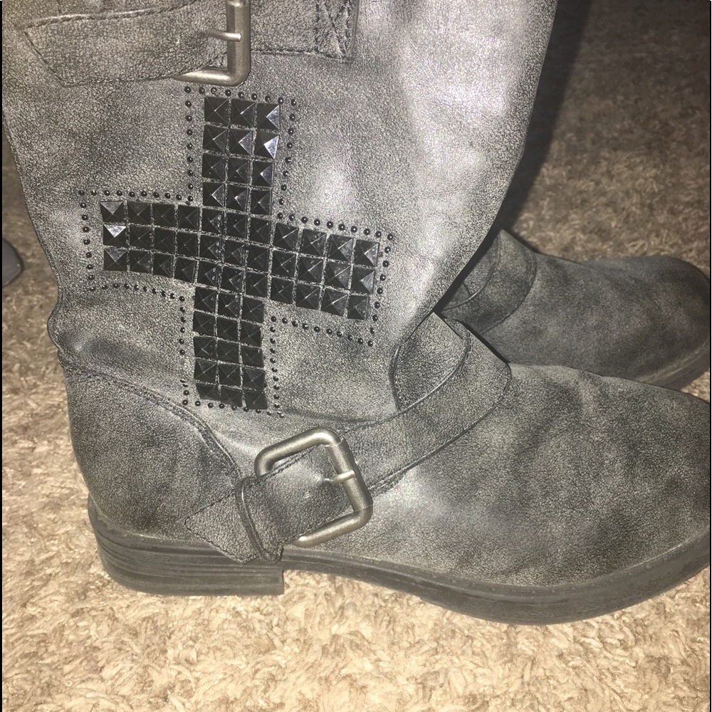 Gray boots